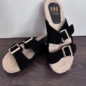 Black and gold buckle raffia sandal slides